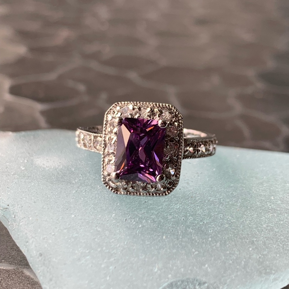 18K GE White Gold Women's Ring